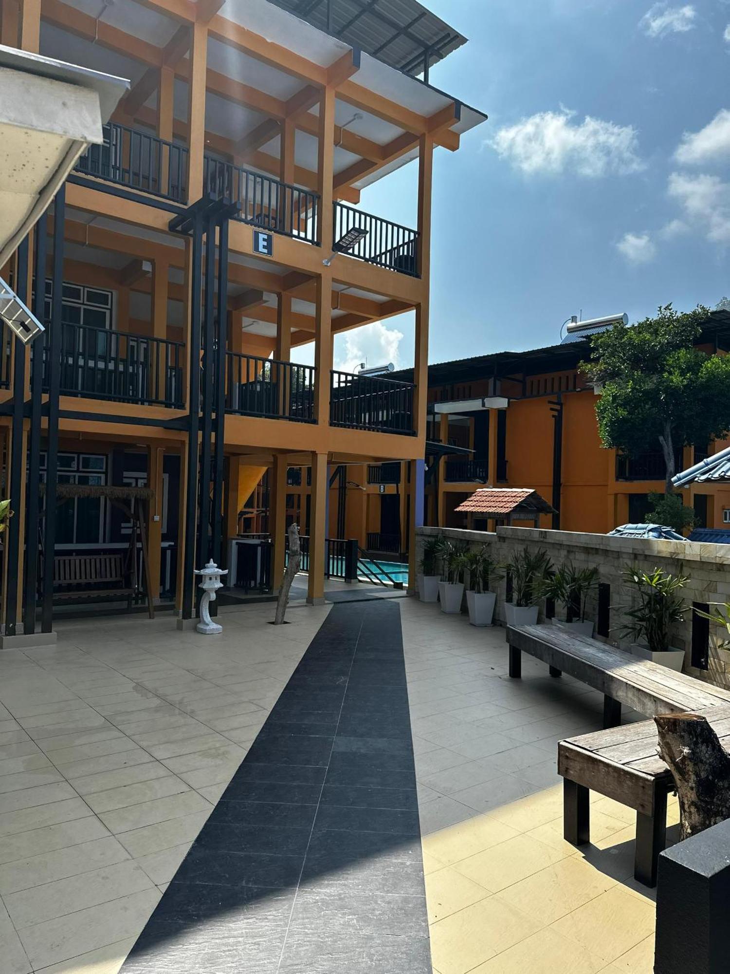 Shari-La Perhentian Island Resort Kampong Pasir Panjang  Bagian luar foto